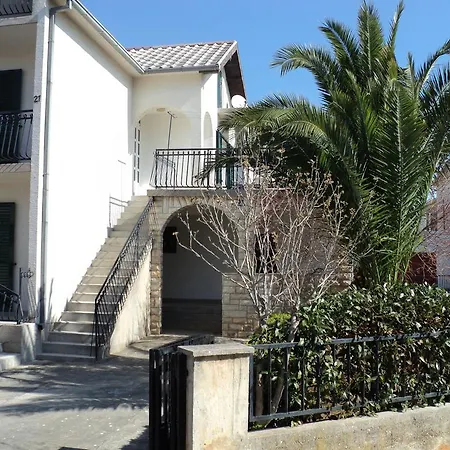 Kuncic Apartment