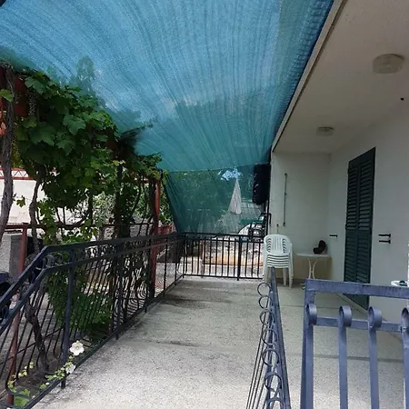 公寓 Kuncic 沃迪切